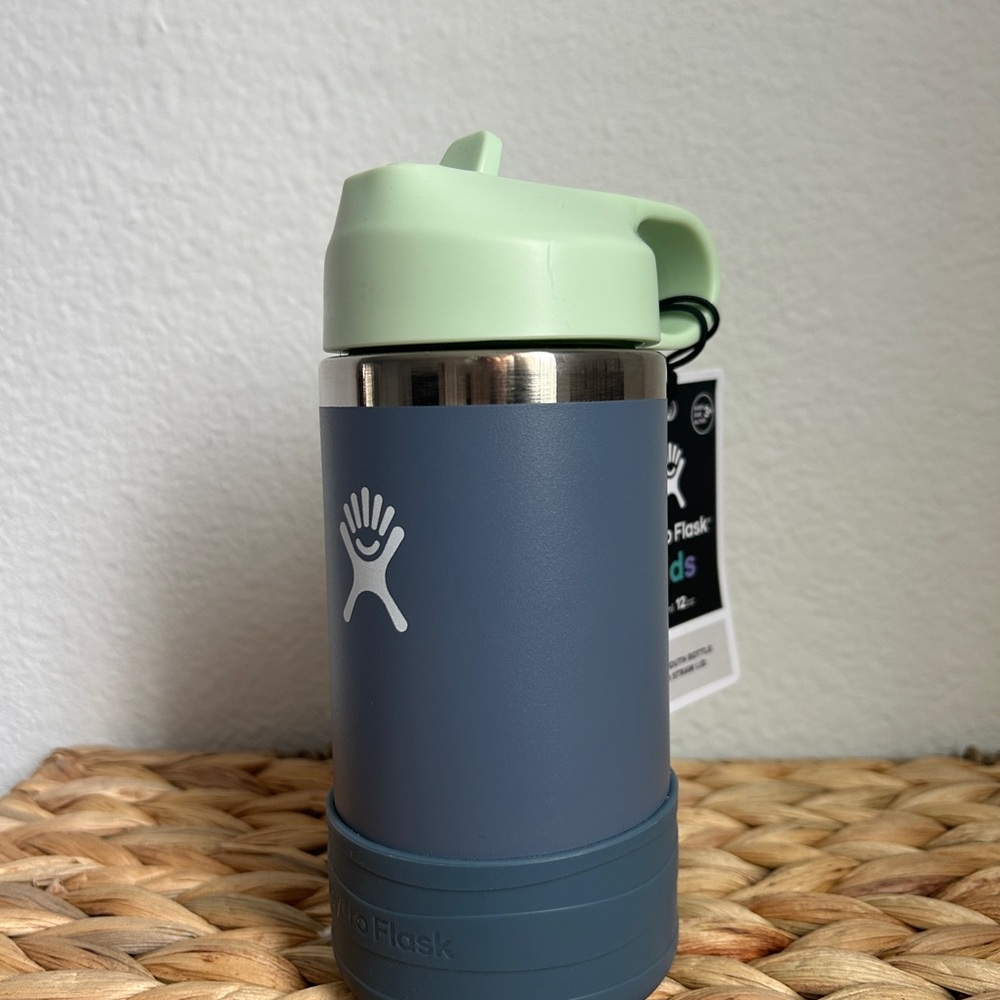 Hydro Flask Kids Bottle - Mint and Navy